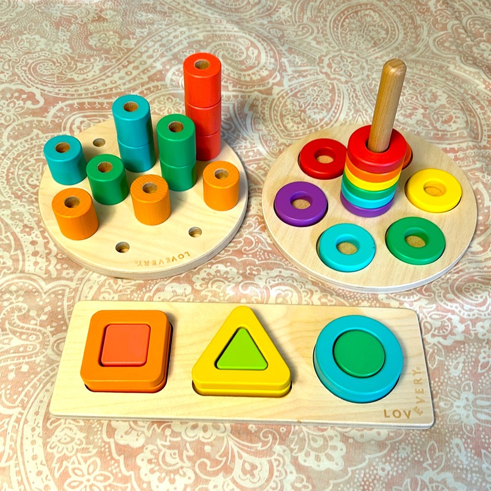 Lovevery Puzzle Set